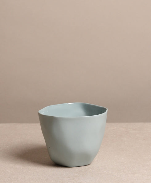 https://www.tinkalu.com/media/de/ca/35/1730564808/Becher gro blau.jpg
