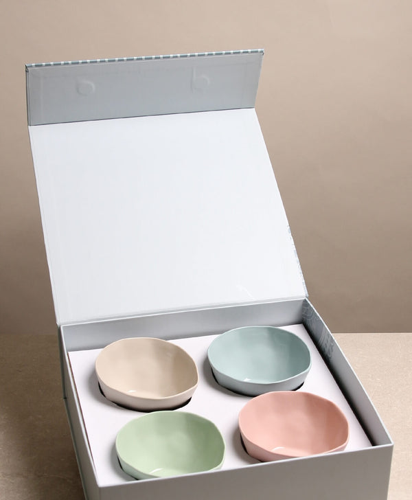 https://www.tinkalu.com/media/07/dc/c5/1730874901/Geschenkbox Dessert bunt.jpg