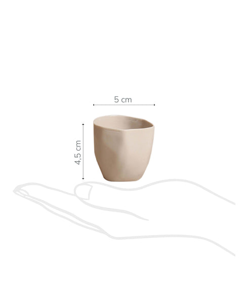 https://www.tinkalu.com/media/82/43/02/1732480309/Hand Becher XS beige tiny.jpg