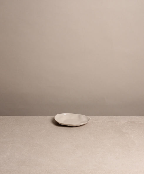 https://www.tinkalu.com/media/11/9d/cb/1730200787/UT oval klein beige.jpg