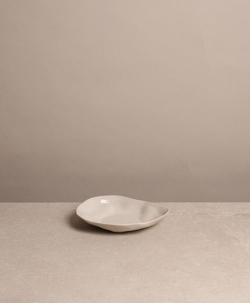 https://www.tinkalu.com/media/97/fe/78/1730200796/UT oval mittel beige.jpg